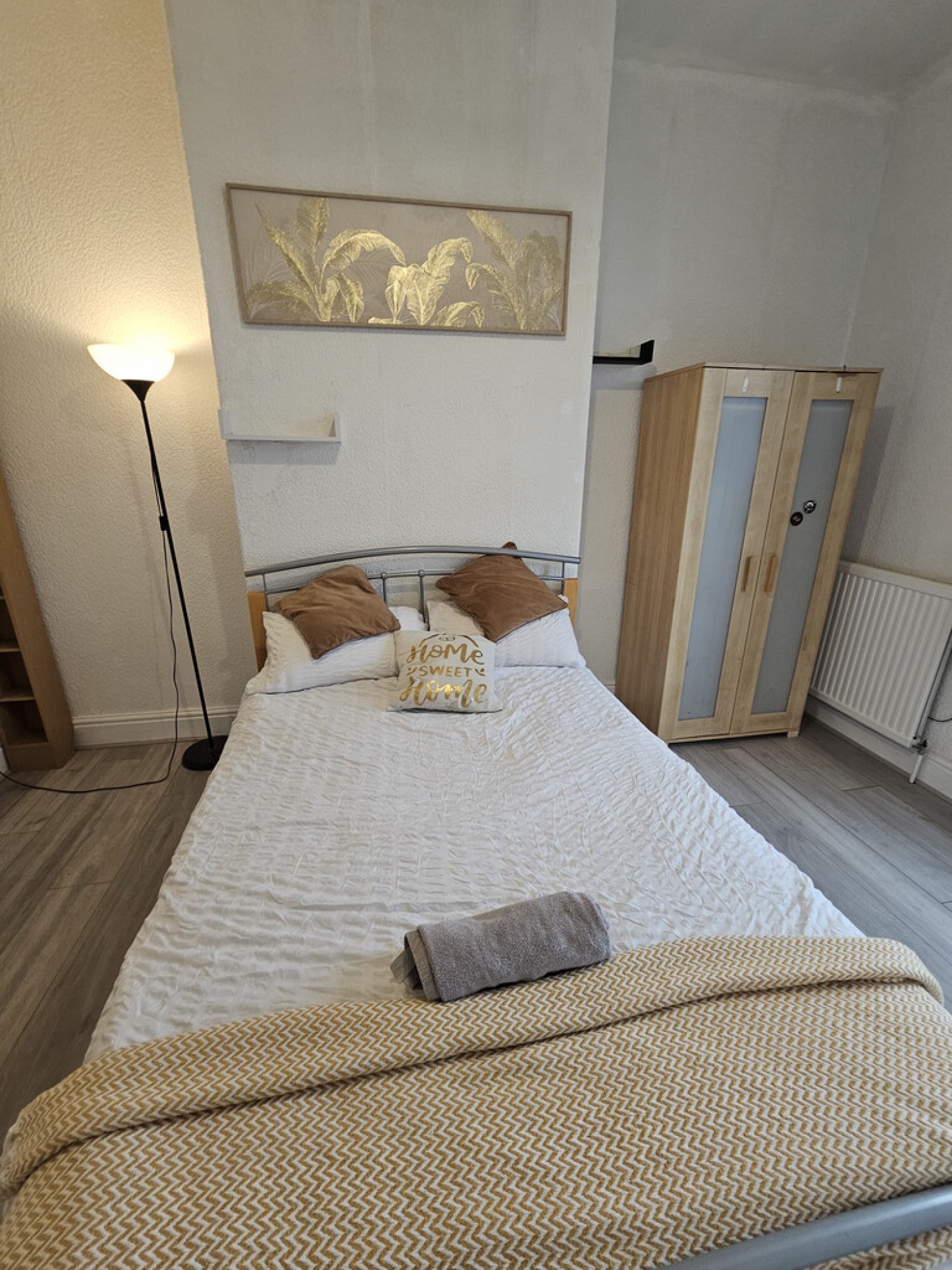 Room Queen Victoria Road in Blackpool