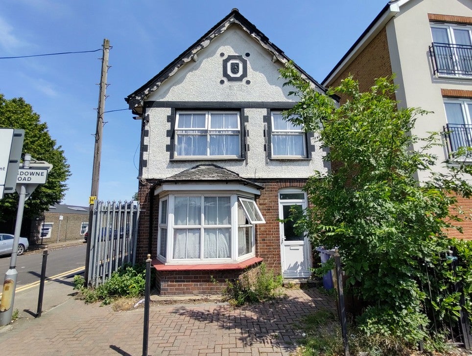 Flat Calcutta Road in Tilbury
