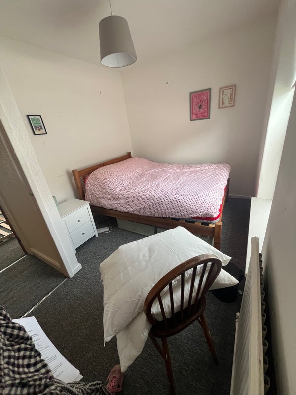 Room Kingarth Street in Cardiff