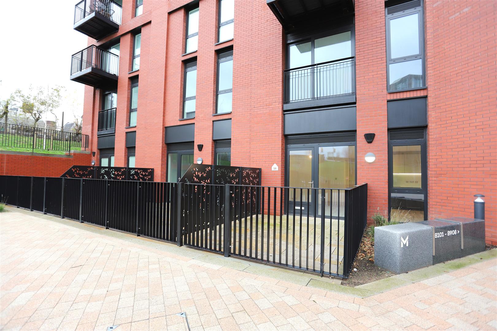 House Springfield Lane in Salford