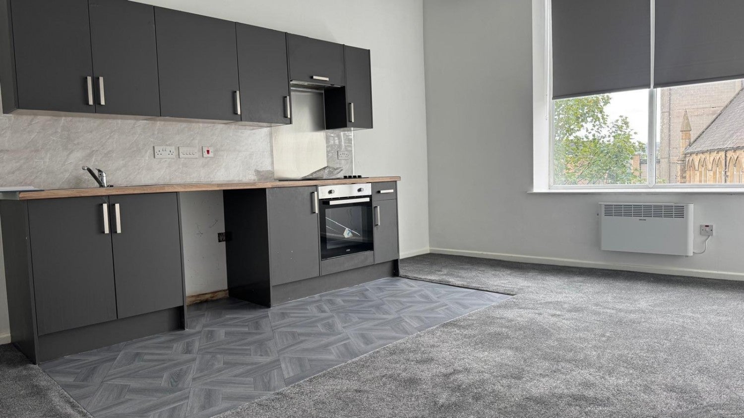 Flat Daisy Hill in Kirklees