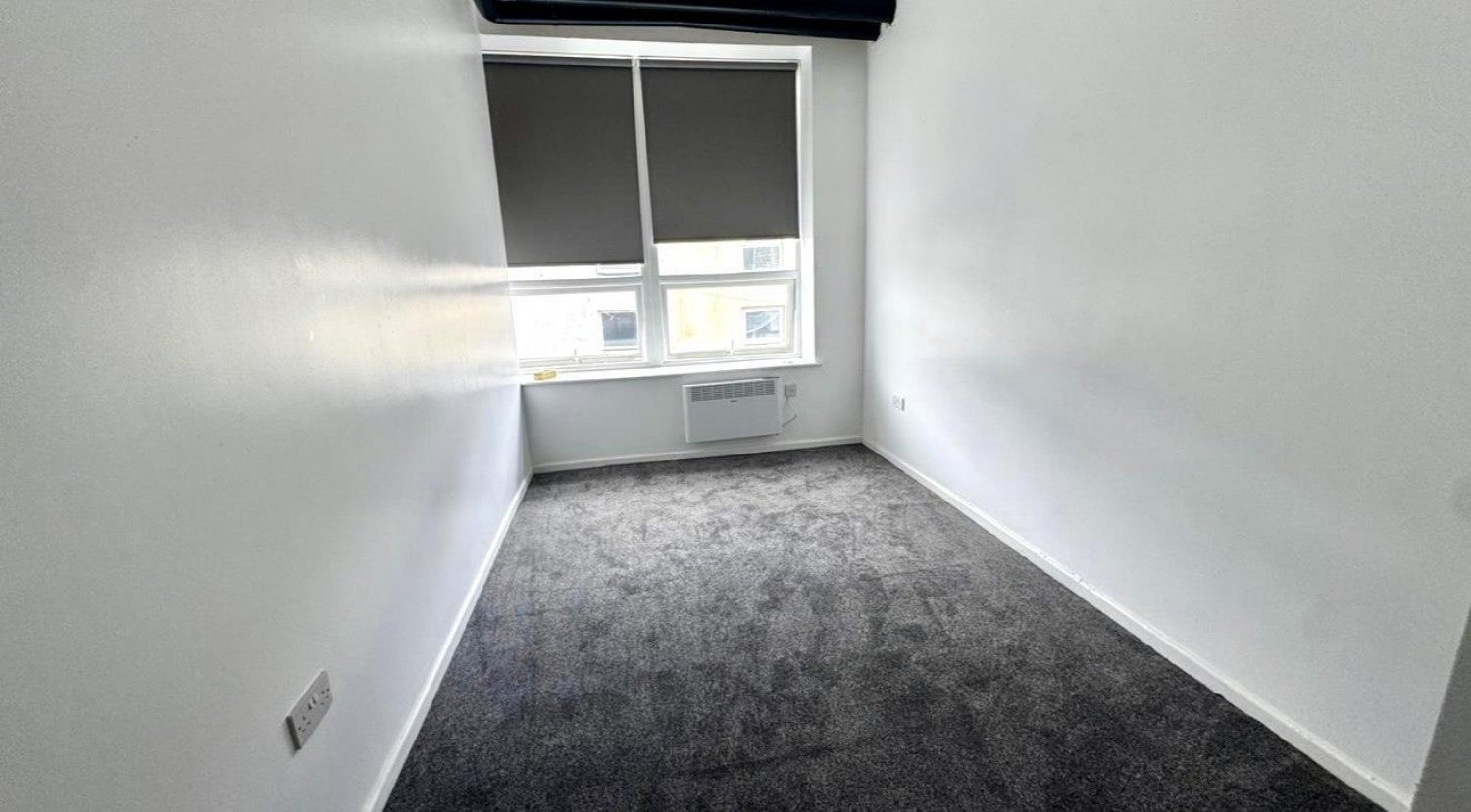 Flat Daisy Hill in Kirklees