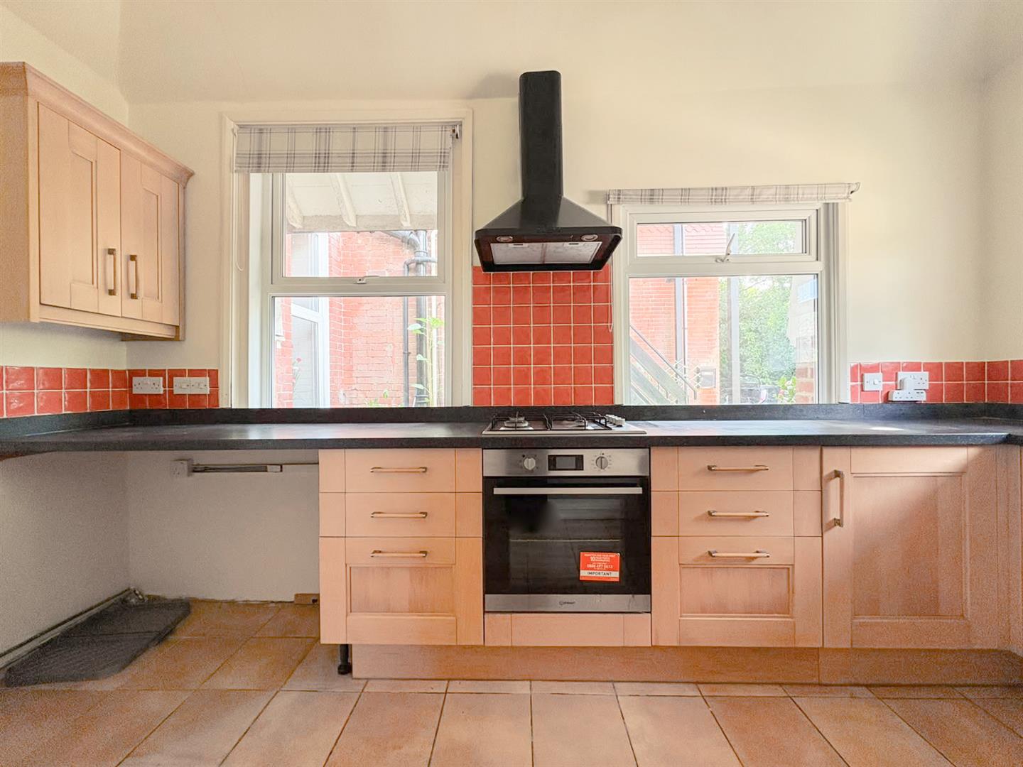 Flat Chowns Hill in Rother