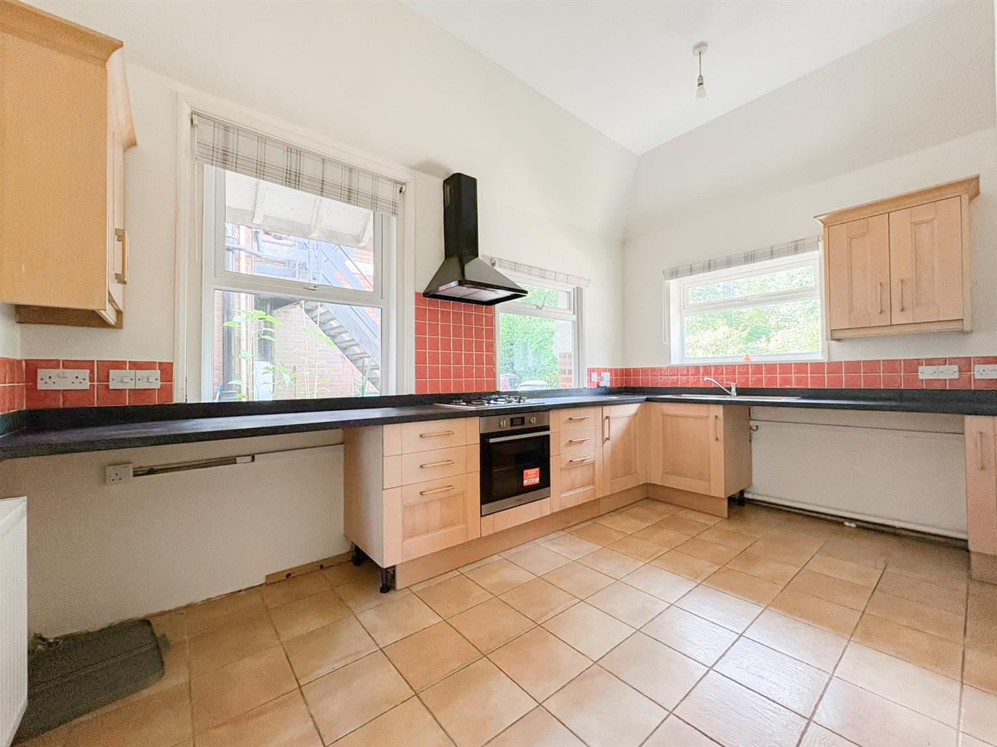 Flat Chowns Hill in Rother