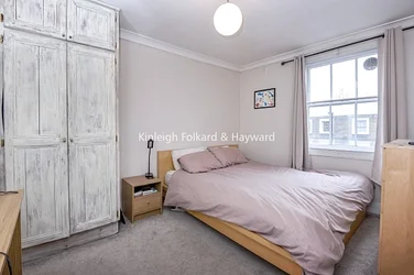 Flat Poole Street in Greater London