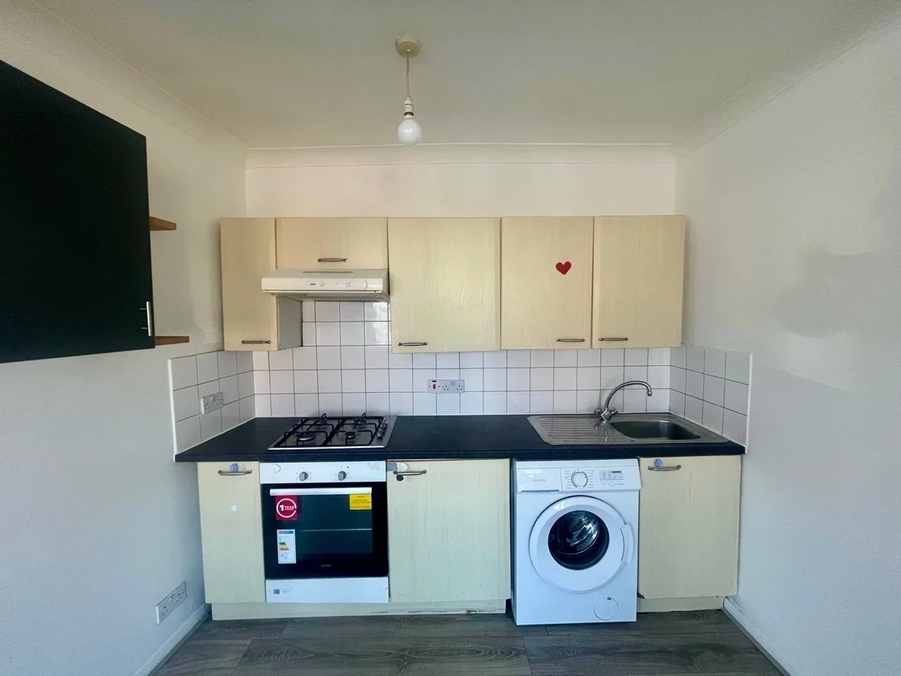 Flat Hertford Road in Greater London
