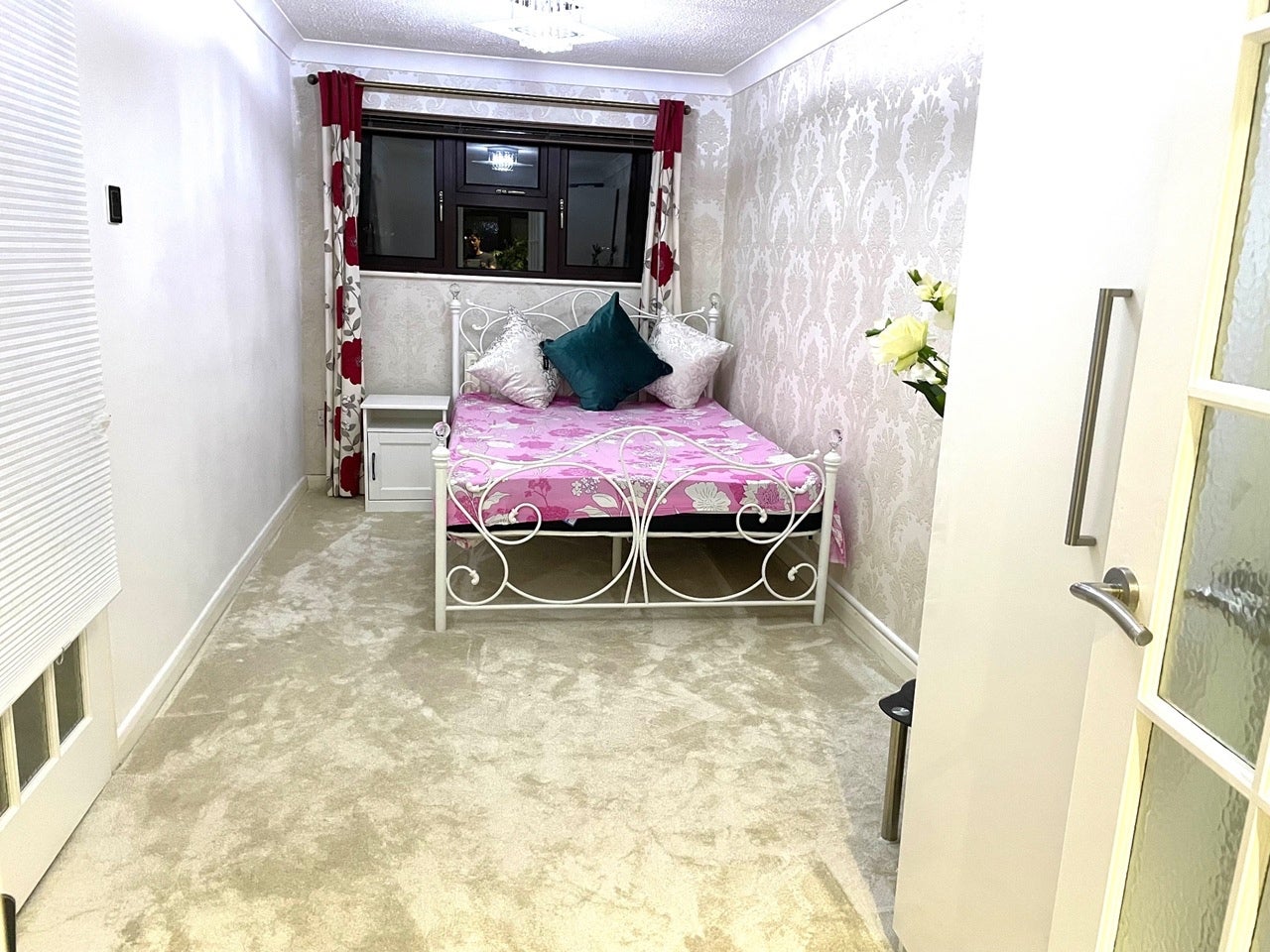 Room Leafield Rise in Milton Keynes