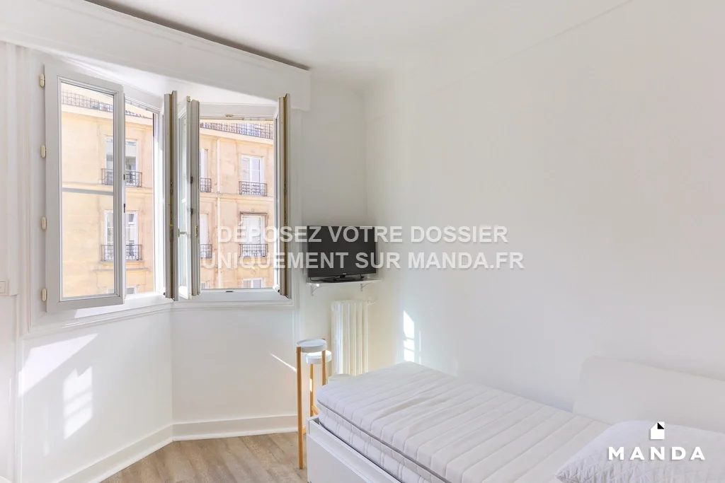 Appartement Rue de la Croix Nivert à Paris