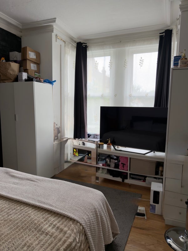 Room Francis Road in Greater London