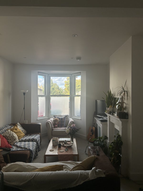 Room Nutbrook Street in Greater London