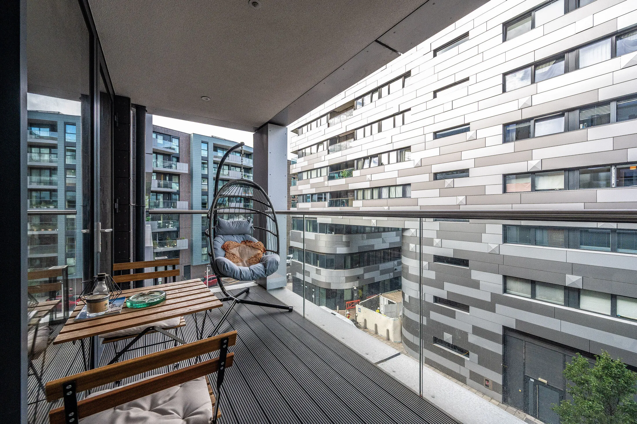 Flat Hazel Lane in Greater London