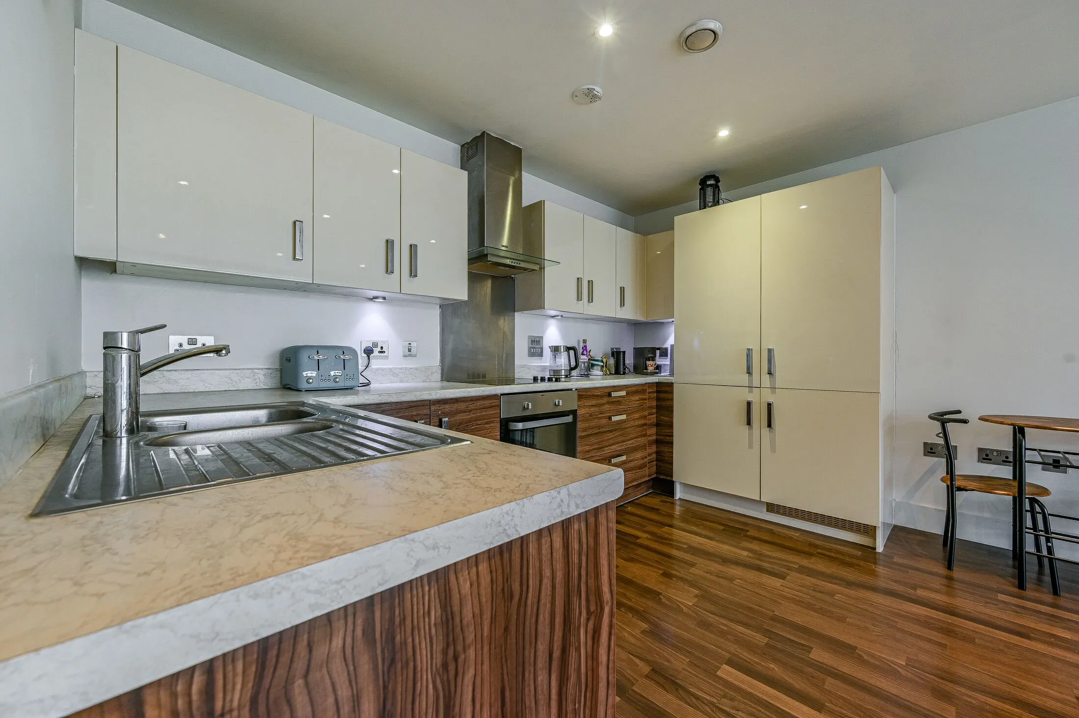 Flat Hazel Lane in Greater London