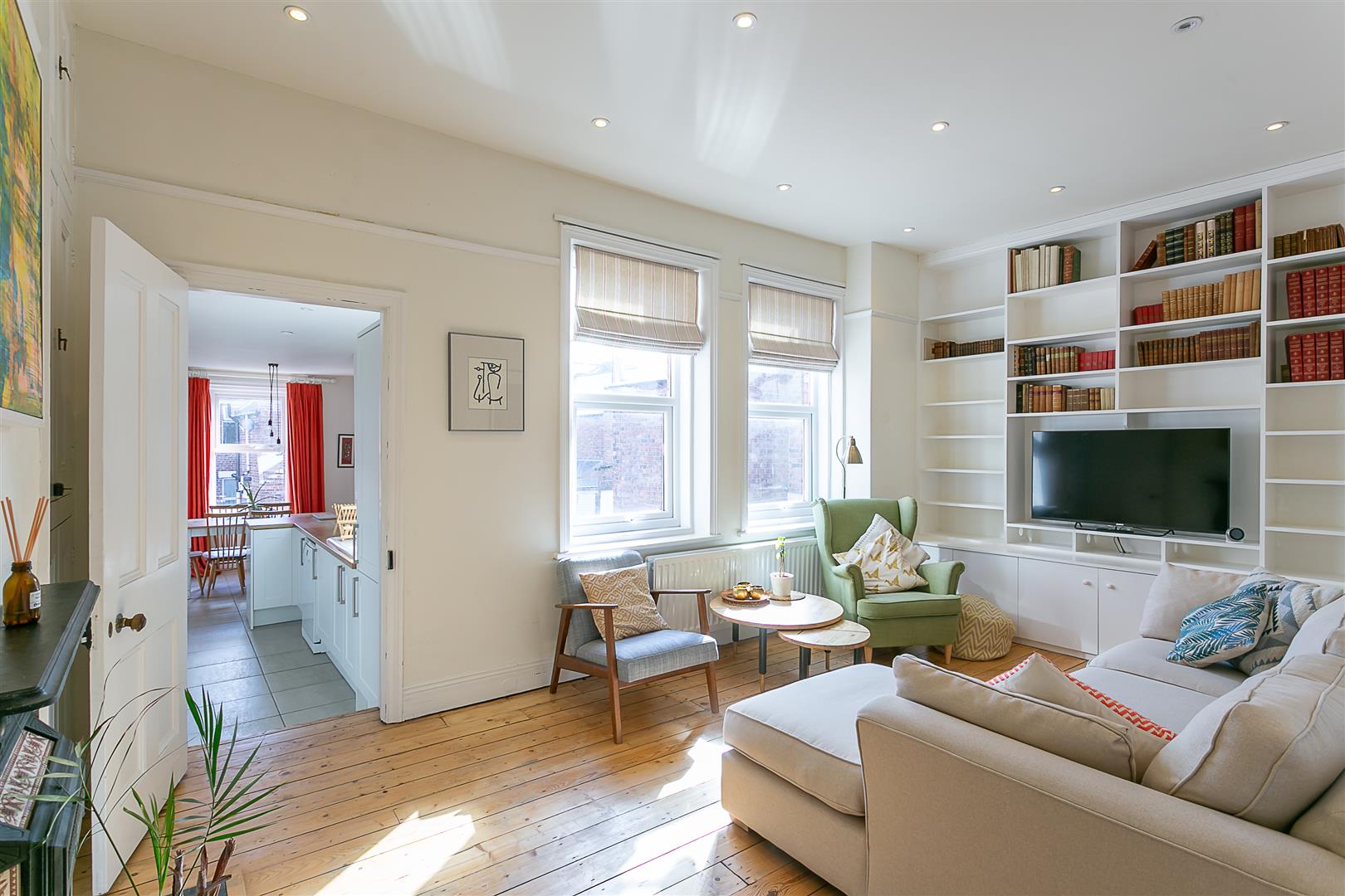 Flat Buston Terrace in Newcastle upon Tyne