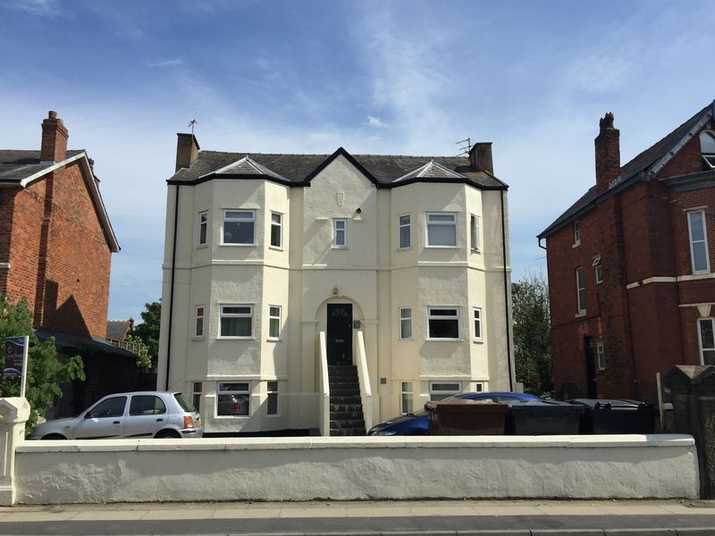 Flat Ash Street in Southport
