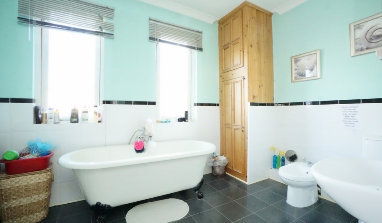 Room Feversham Crescent in York