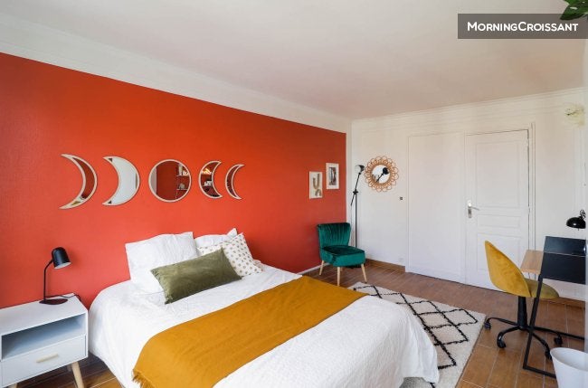 Flat Rue François Mouthon in Paris