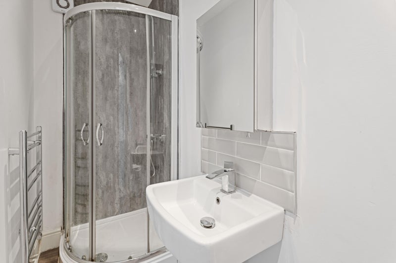 Room Fernside Gardens in Birmingham