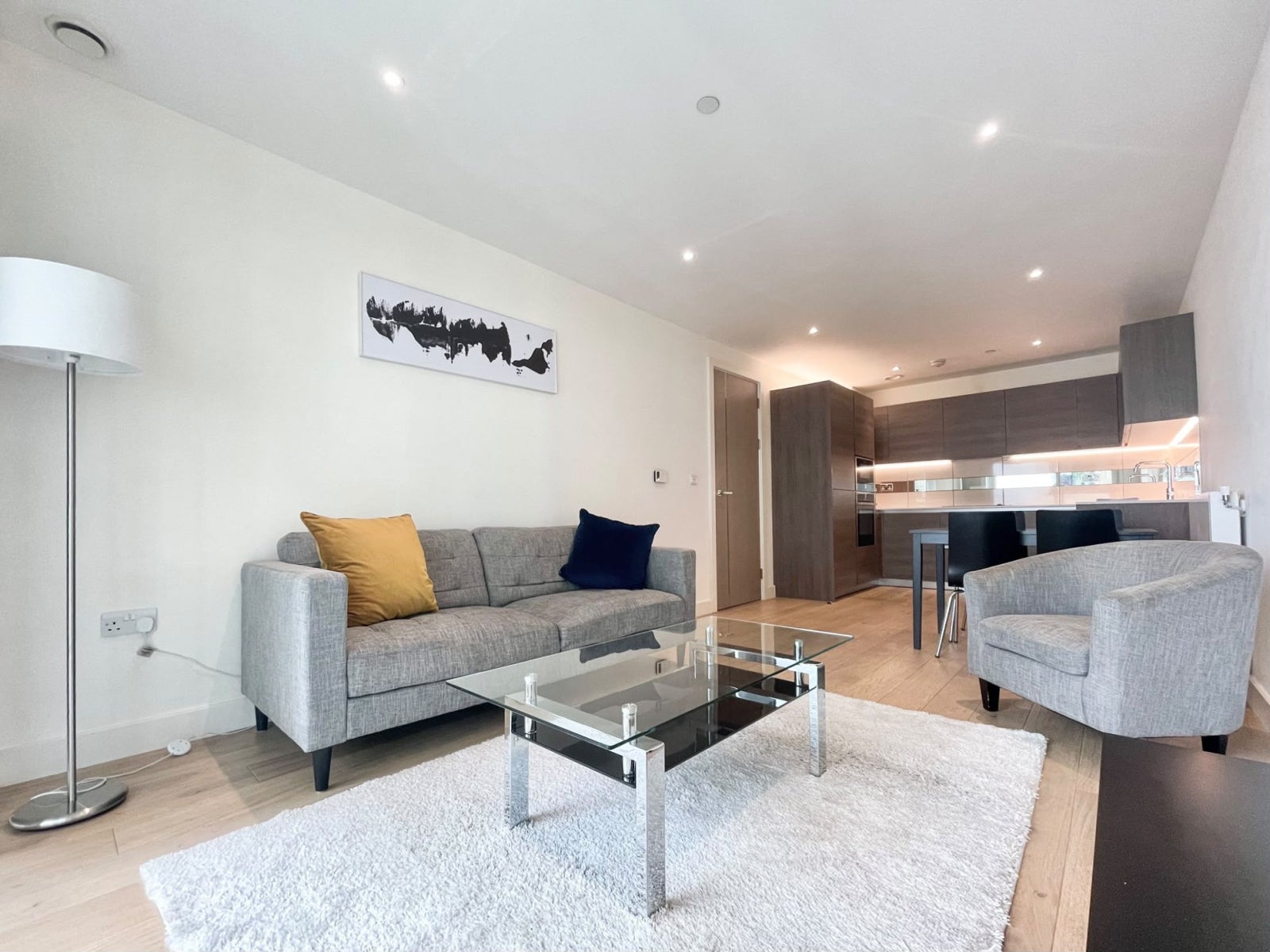 Flat Duke of Wellington Avenue in Greater London