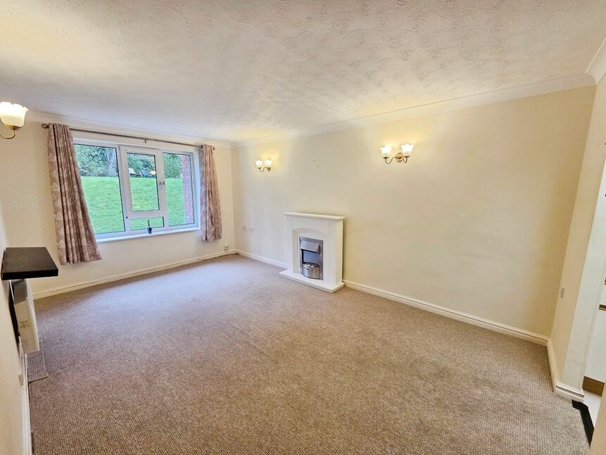 Flat Appleton Road in Chester