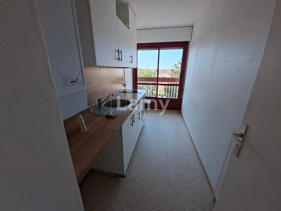 Flat Rue Bourges in Talence