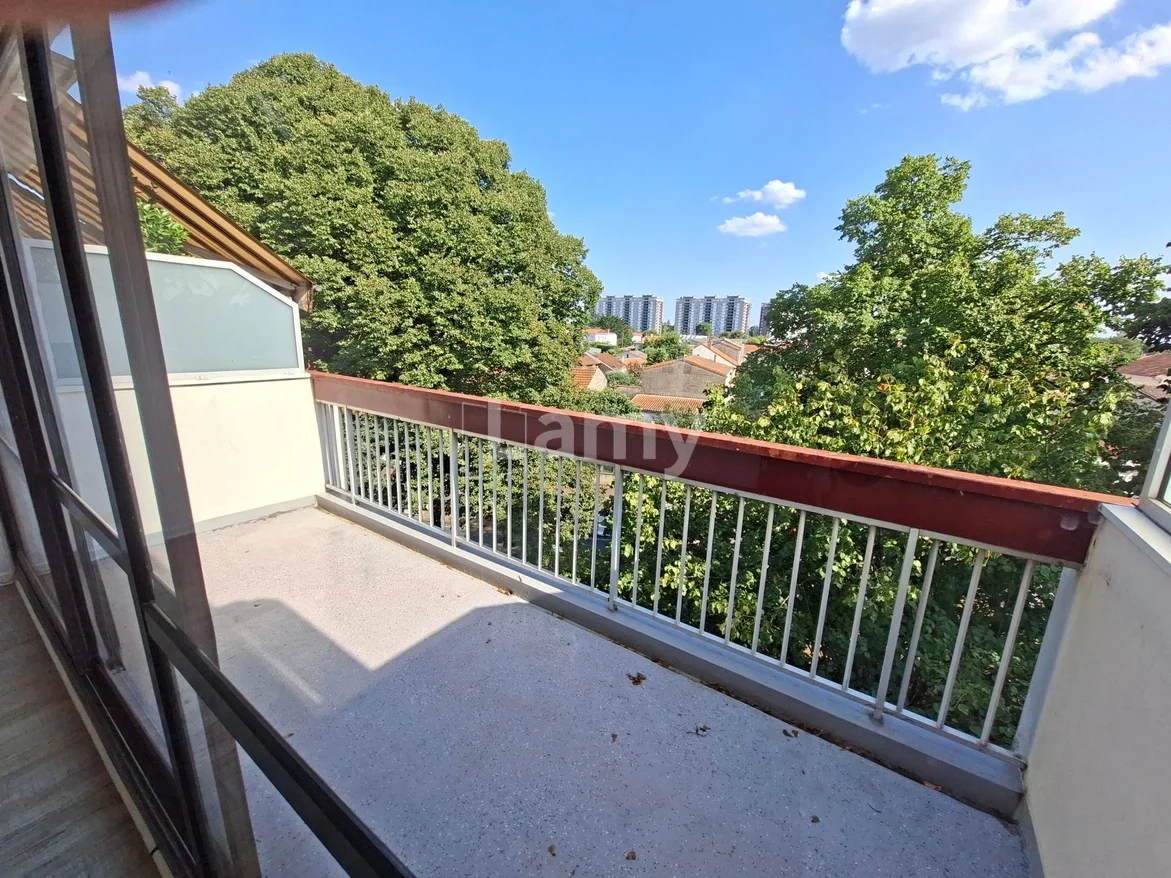 Flat Rue Bourges in Talence