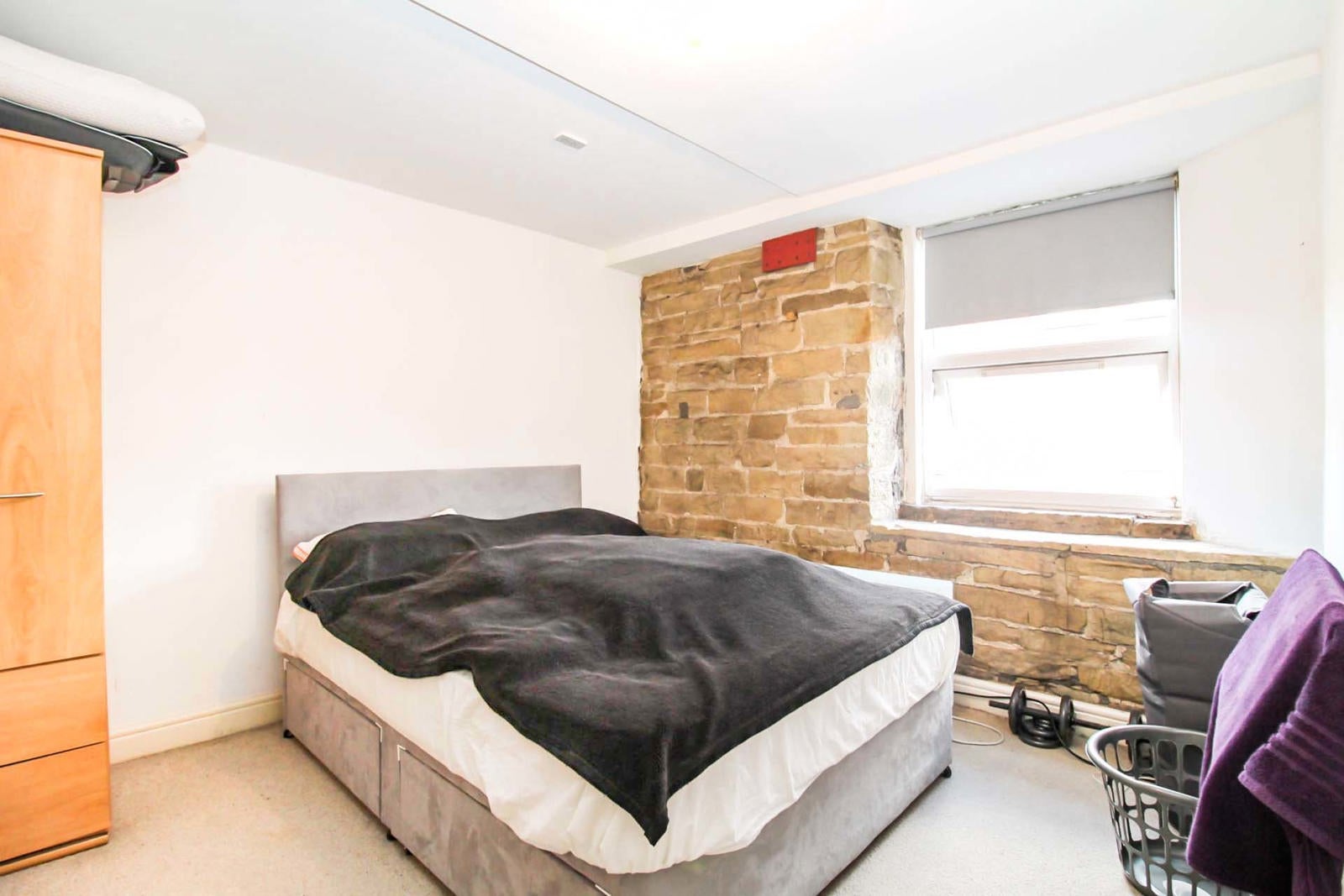 Flat Greenock Road in Leeds