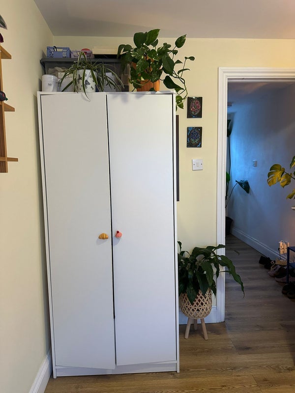 Room Clifden Road in Greater London