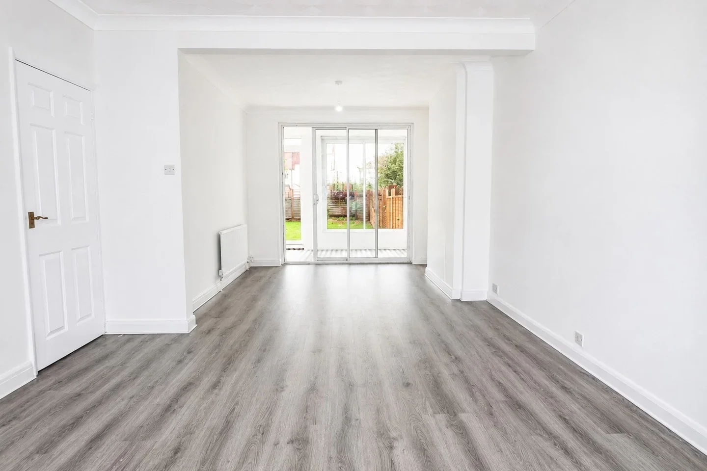 House Raymere Gardens in Greater London