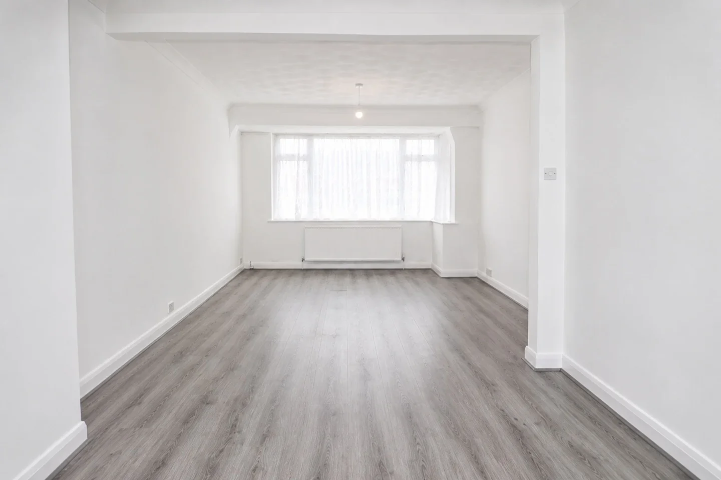 House Raymere Gardens in Greater London