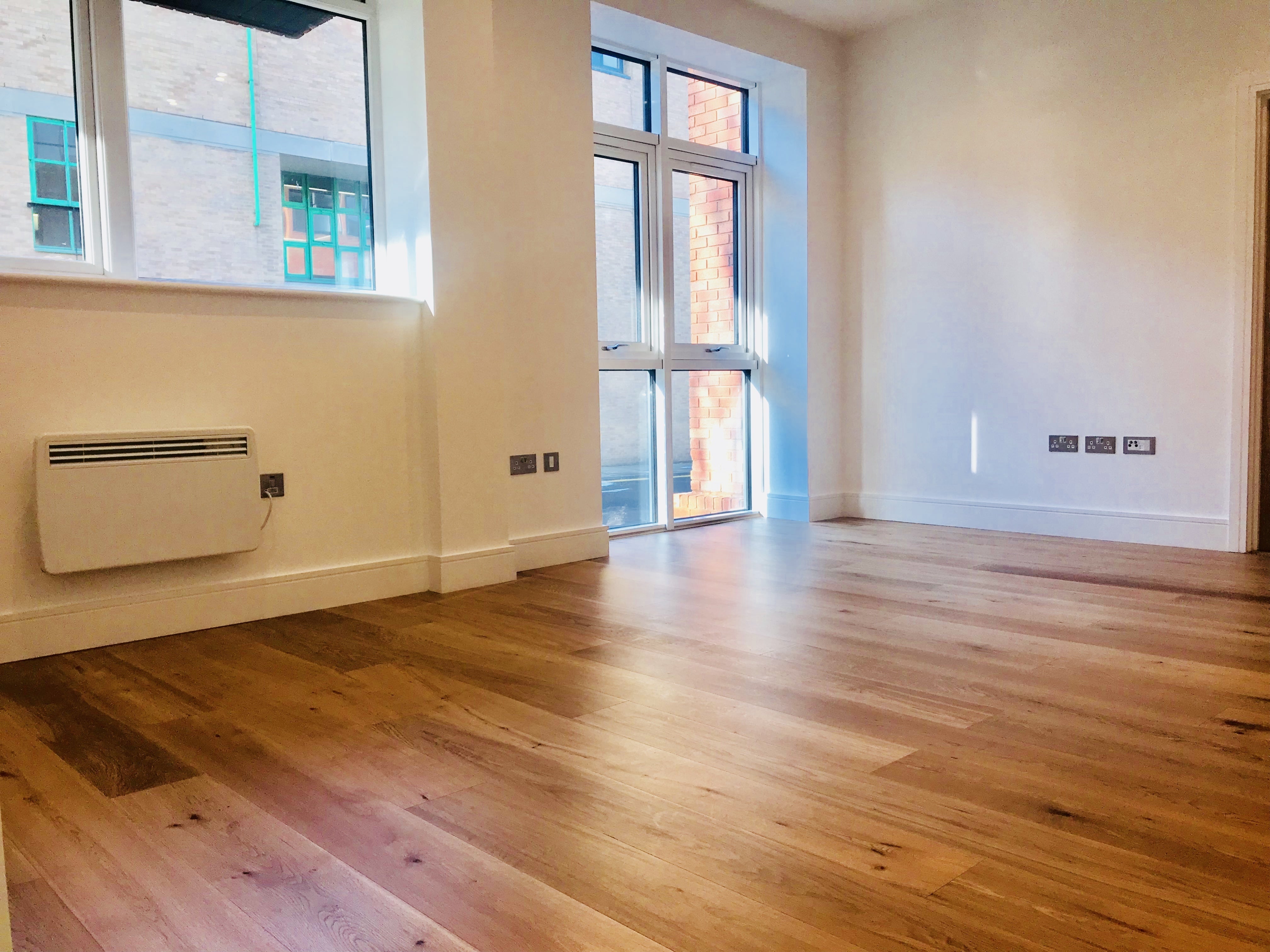 Flat Park Street West in Luton