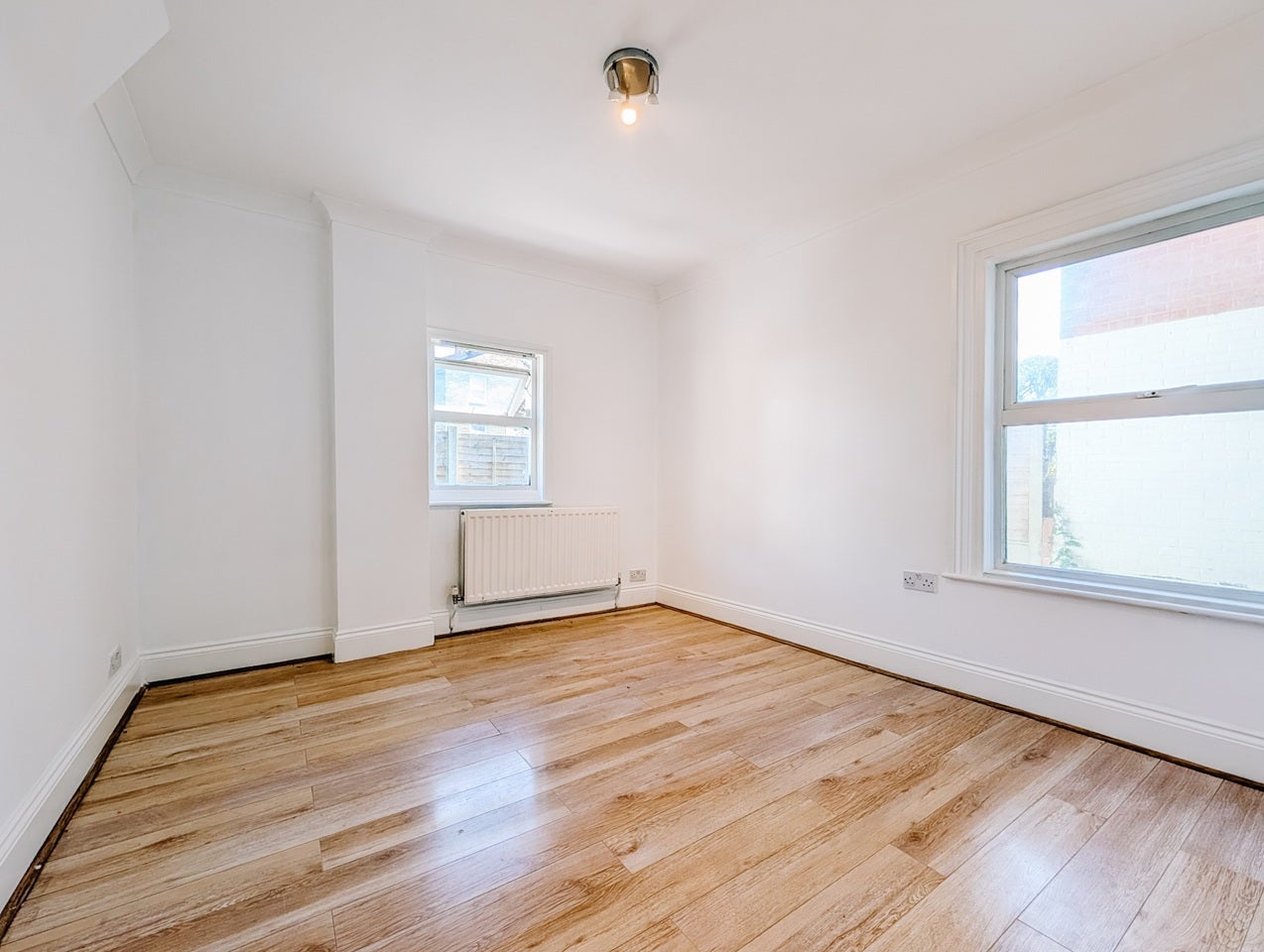 Flat Selsdon Road in Greater London