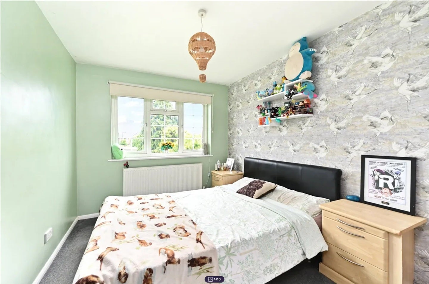 Flat Chertsey Road in Borough of Spelthorne