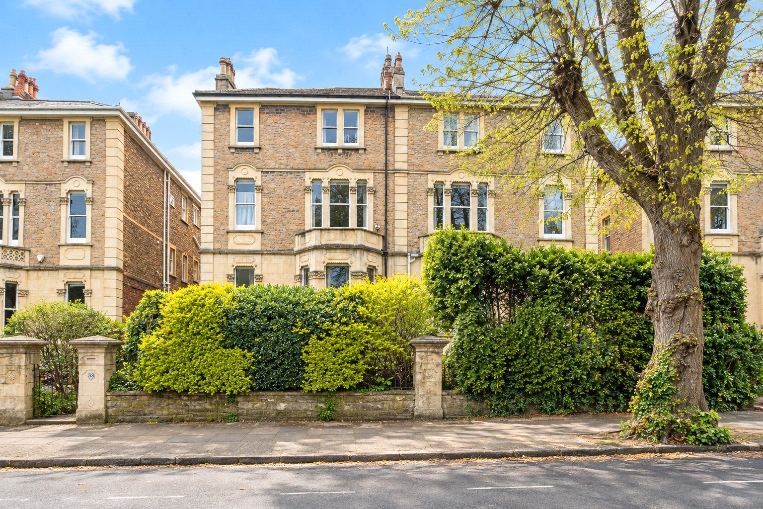 Flat Saint Johns Road in Bristol