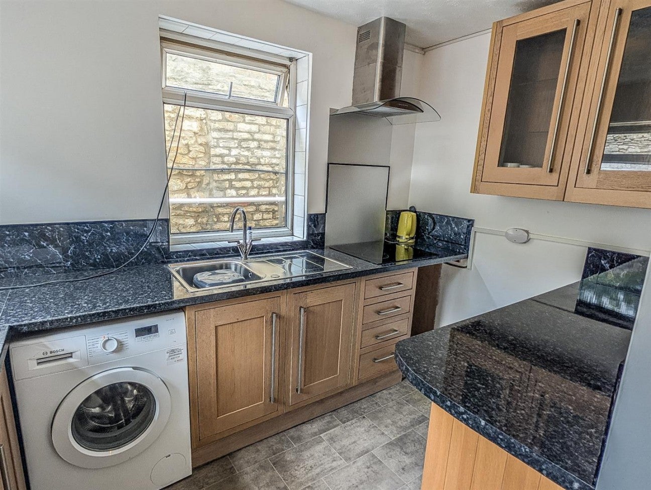 Flat Cambridge Avenue in Dursley