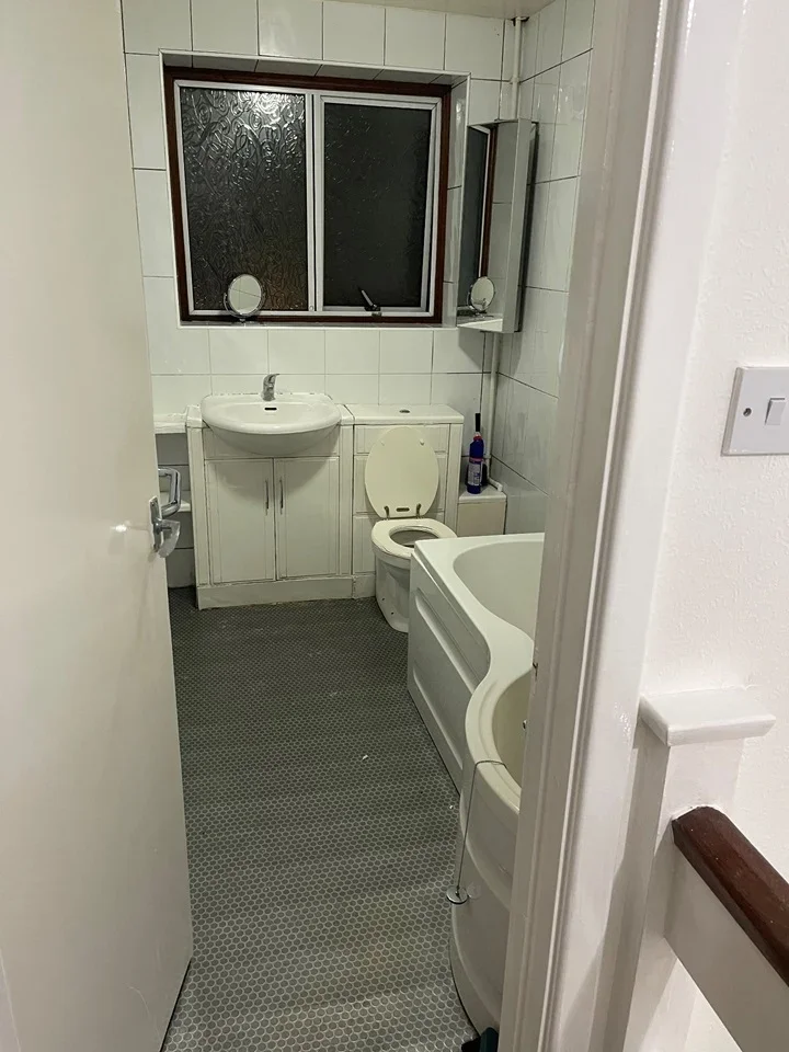 House Livingstone Terrace in Greater London