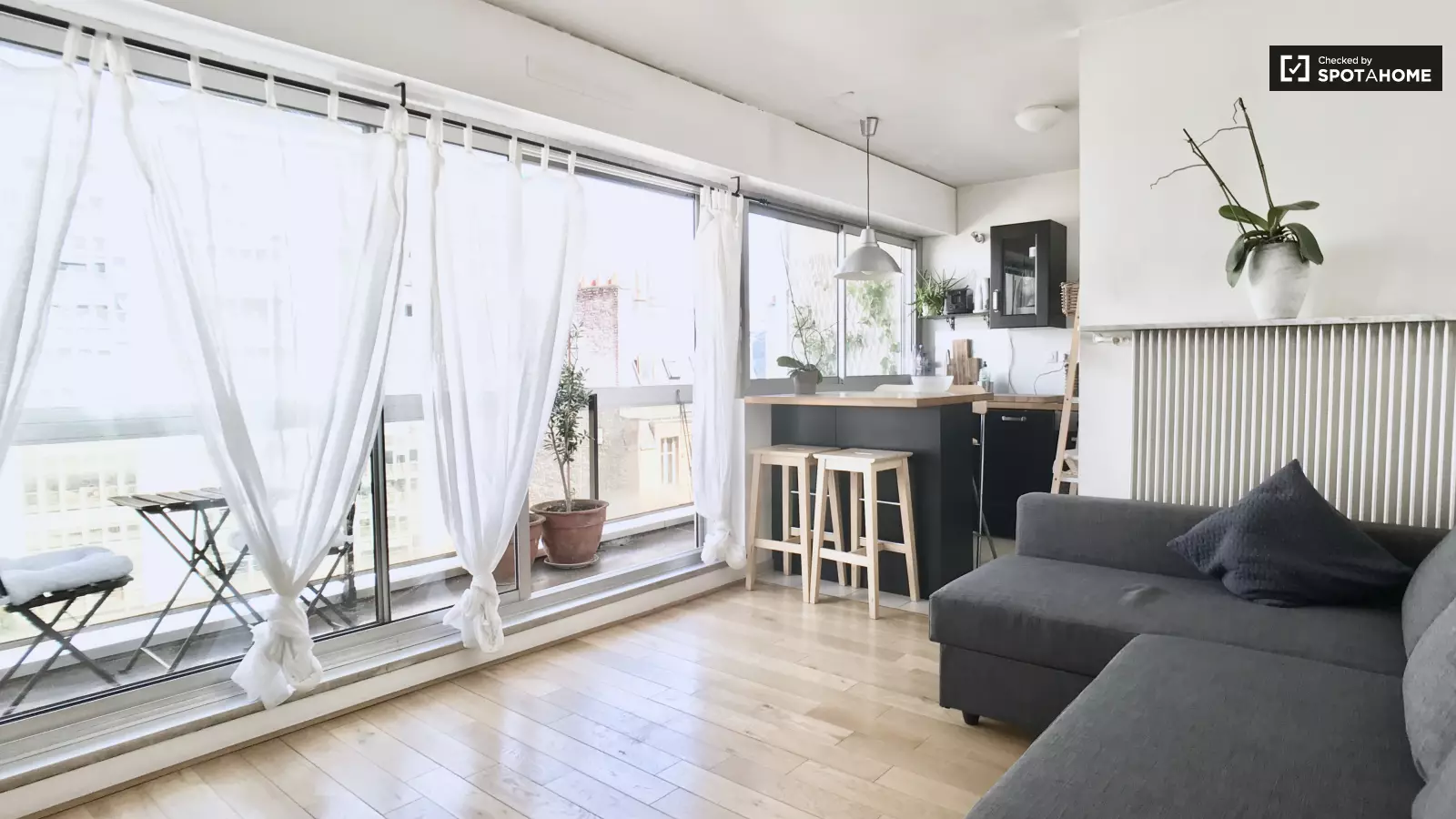 Flat Rue Vasco de Gama in Paris