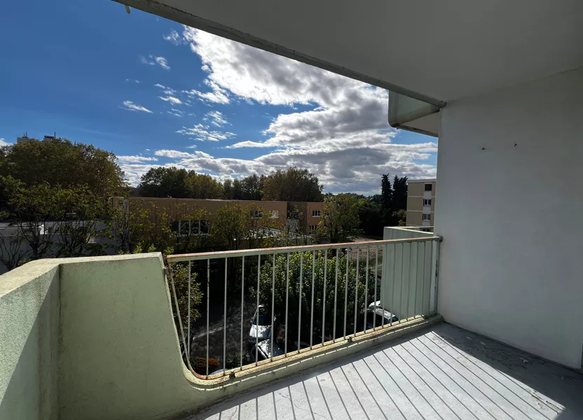 Appartement Rue Gandhi à Nîmes