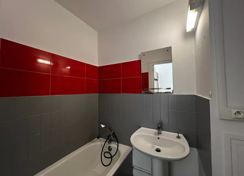 Appartement Rue Gandhi à Nîmes