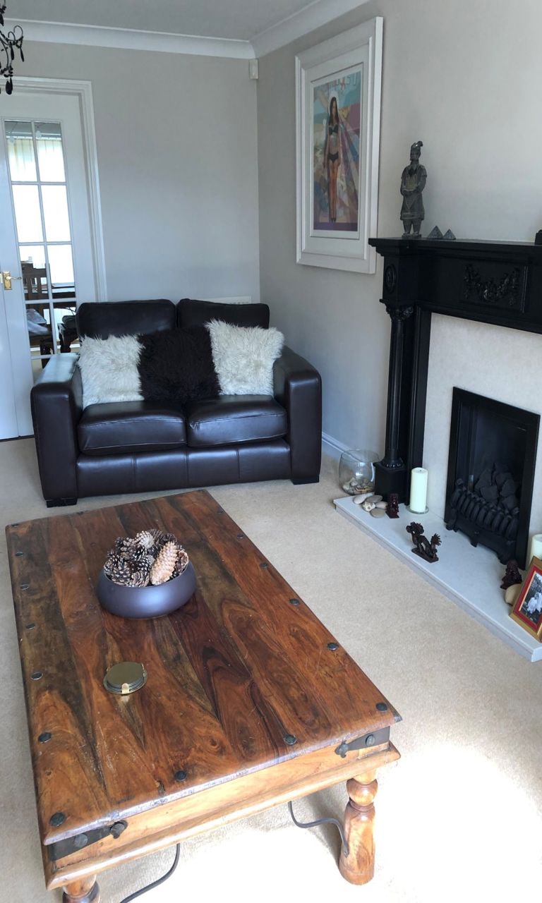 House Brudenell Close in Rugby