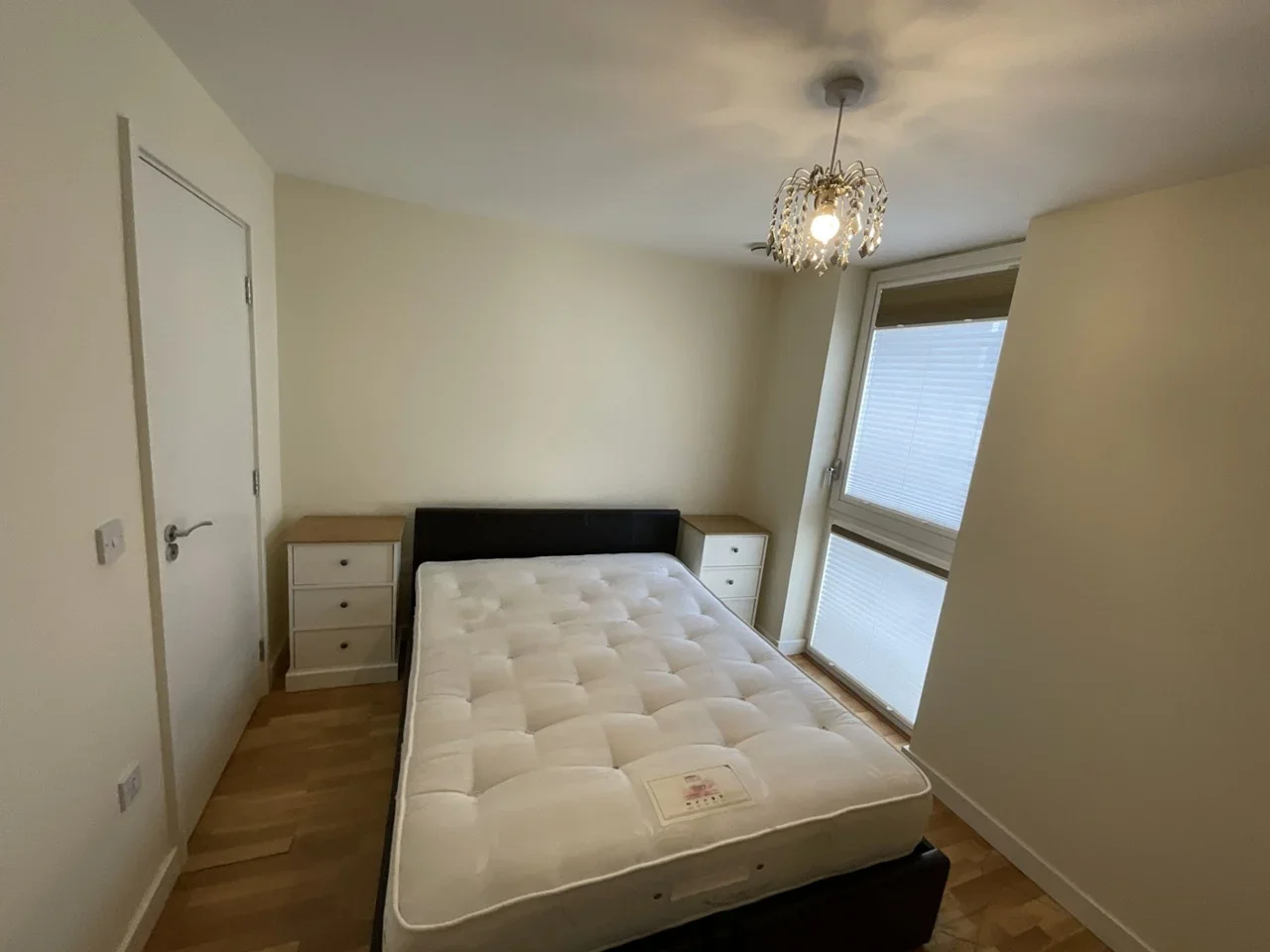 Flat Baltic Avenue in Greater London