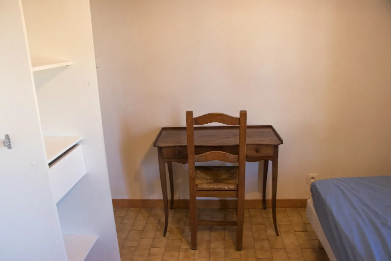 Chambre Route de Grasse à Antibes