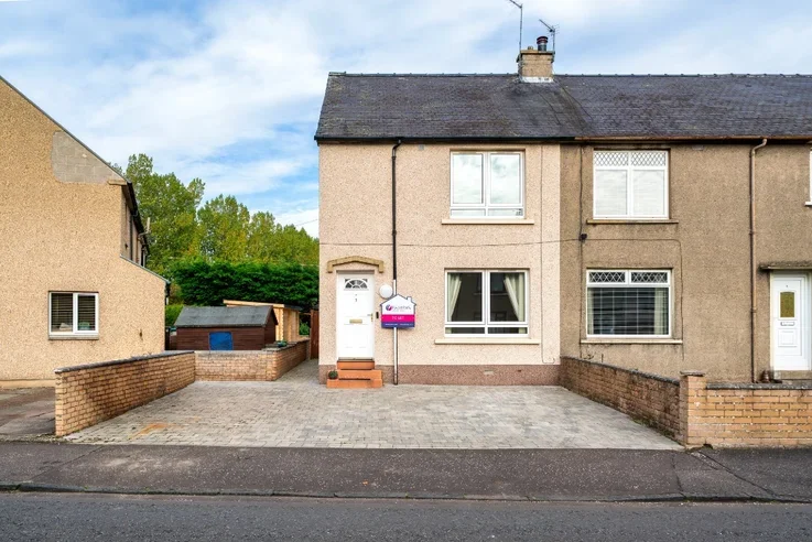 House Listloaning Road in Linlithgow Bridge