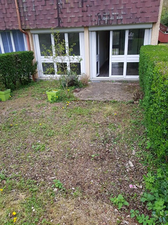 Flat Rue Léo Lagrange in Évreux