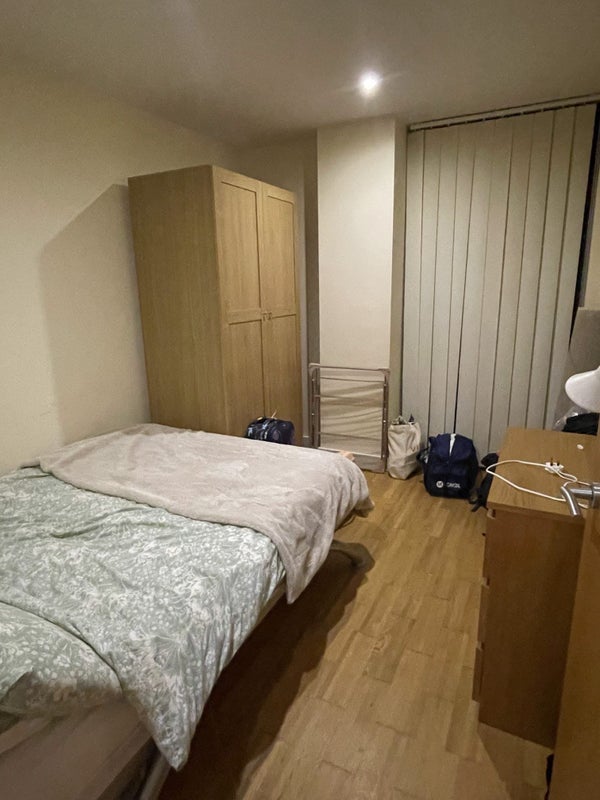 Room Kelso Place in Manchester