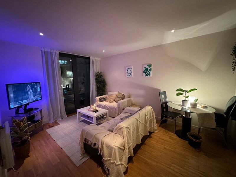 Room Kelso Place in Manchester