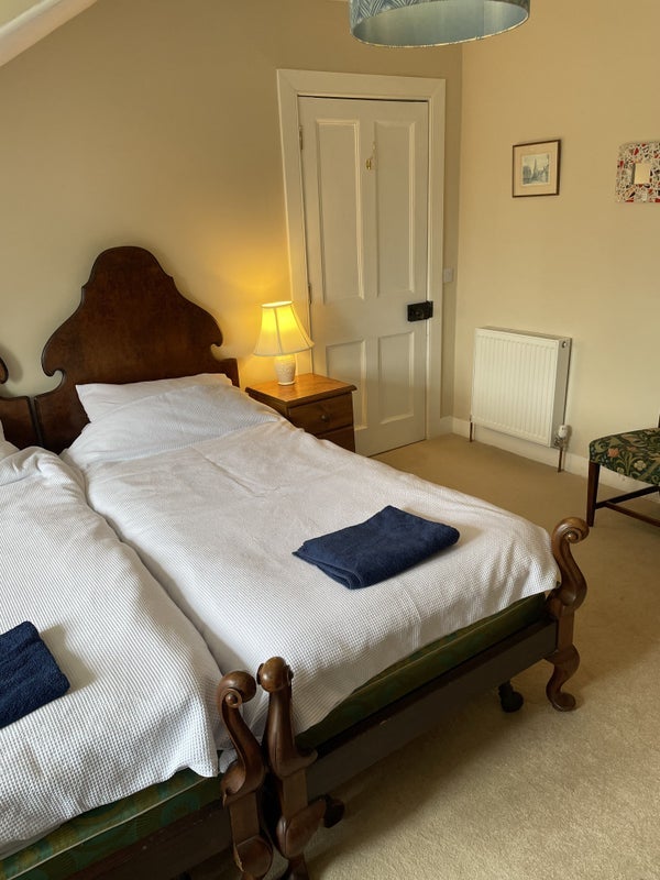 Room Newhaven Road in City of Edinburgh