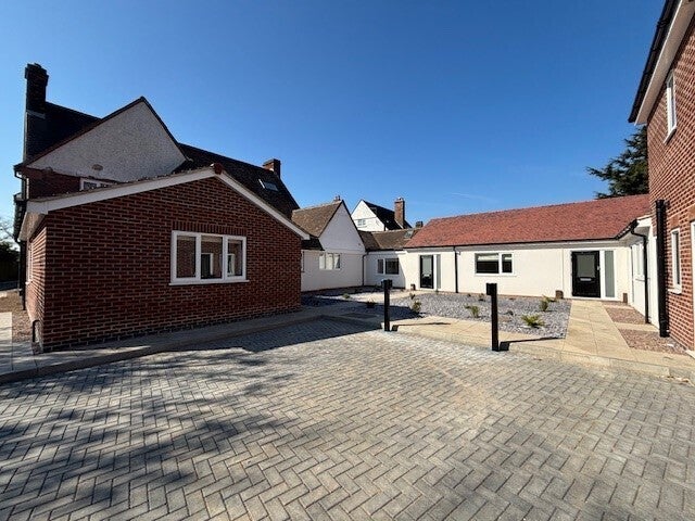 Flat Manor Road in Derby