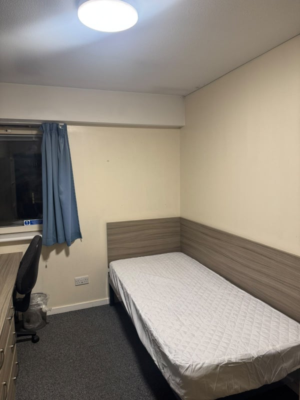 Room Pentonville Road in Greater London