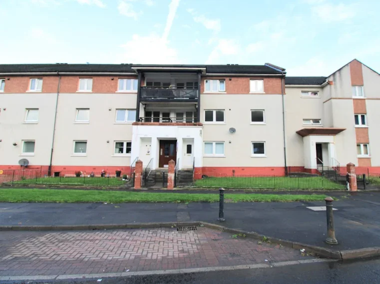 Flat Lang Street in Paisley