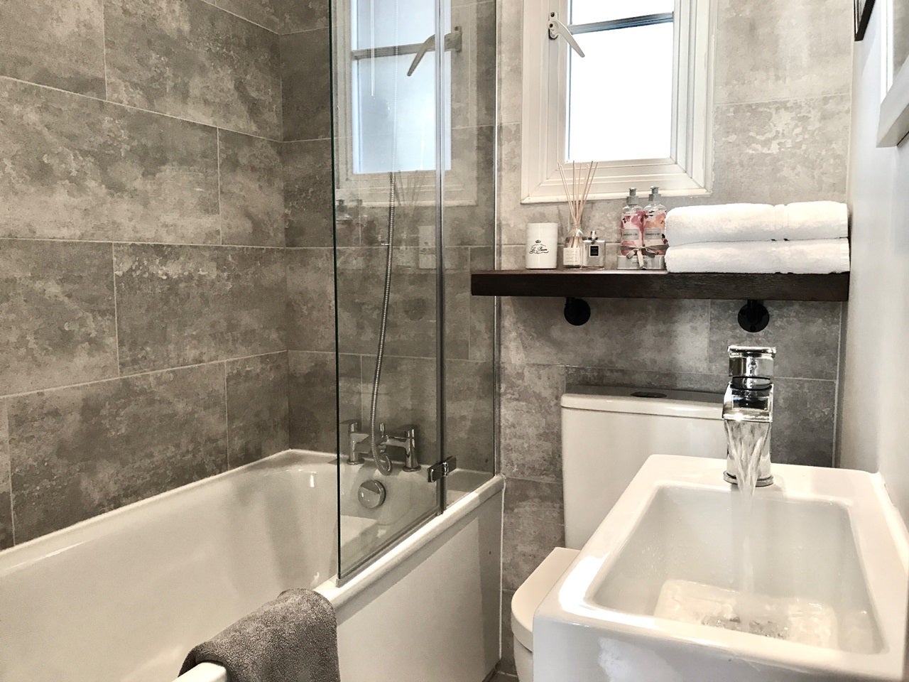 Flat Grittleton Road in City of Westminster